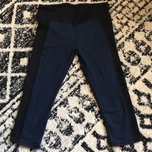 FABLETICS: COLOR BLOCK CROPPED WORKOUT LEGGINGS